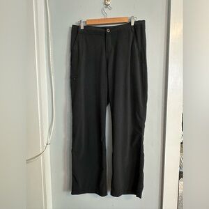 Royal Robbins Active Hiking Pants, Size 10 Short, Black